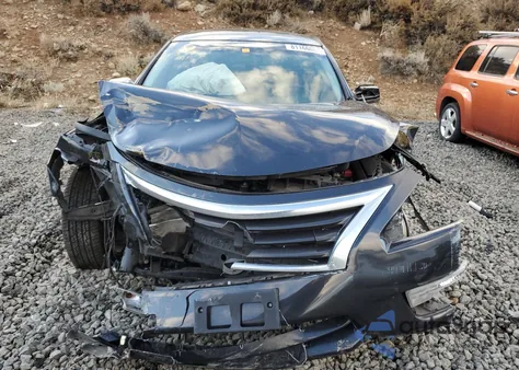 2013 Nissan Altima 2.5 from USA, damaged, VIN 1N4AL3AP7DN437520